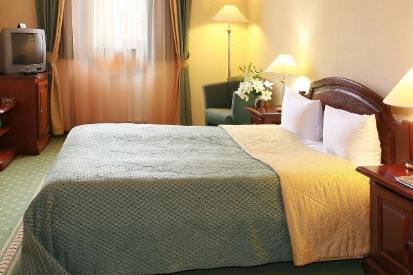 Hotel Old Continent Олд Континент (Uzhhorod)